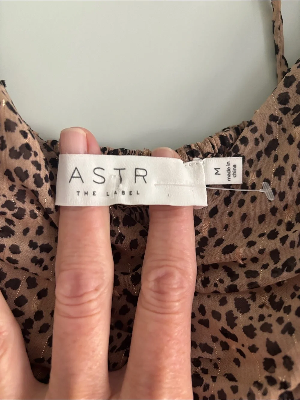 Astr the label cheetah Print Long Sleeve Crop Top in Tan and Black